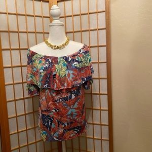 West Kei off shoulder top
